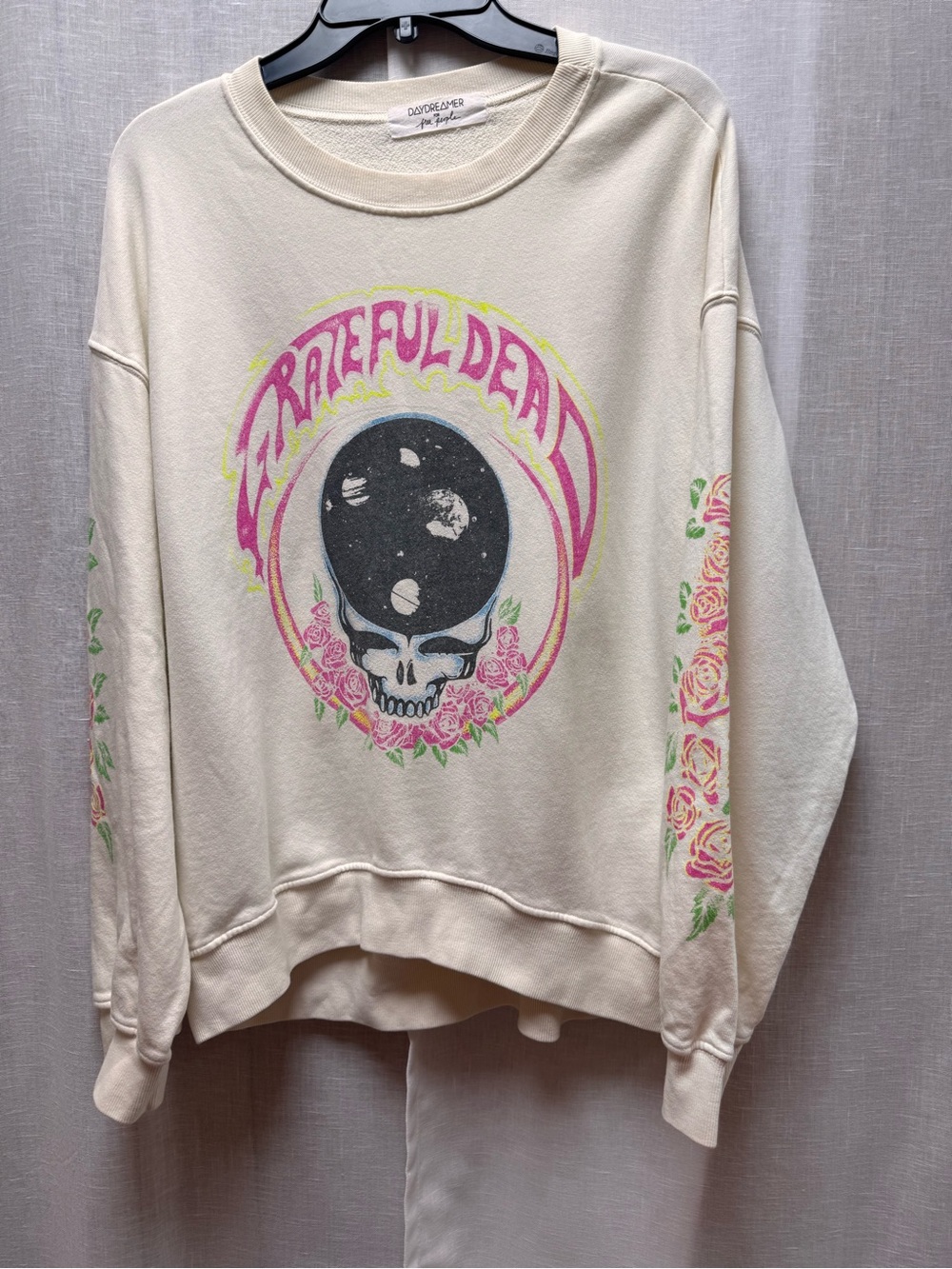 Daydreamer Cream Grateful Dead Skull Crewneck with Pink & Green Rose Sleeves